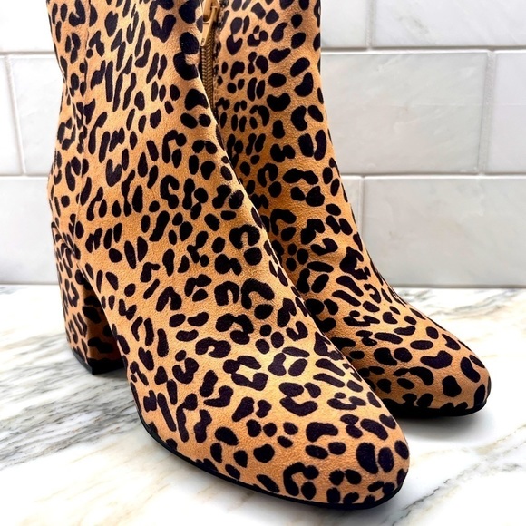 BAR III Gatlin Block-Heel Booties, Created for Macy's Women's Shoes - Picture 2 of 12